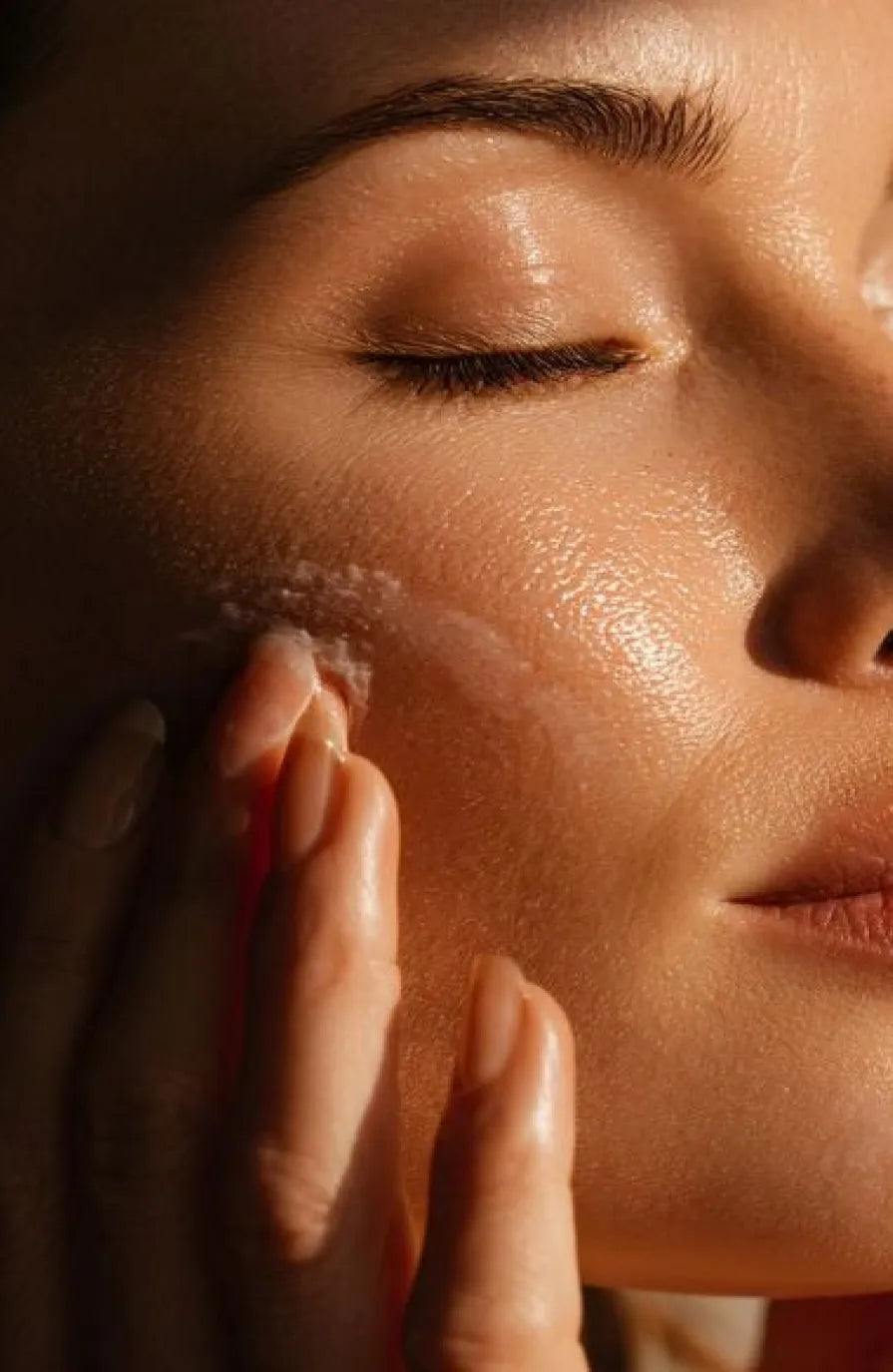 <p>Skin that heals itself. <em>Naturally.</em></p>